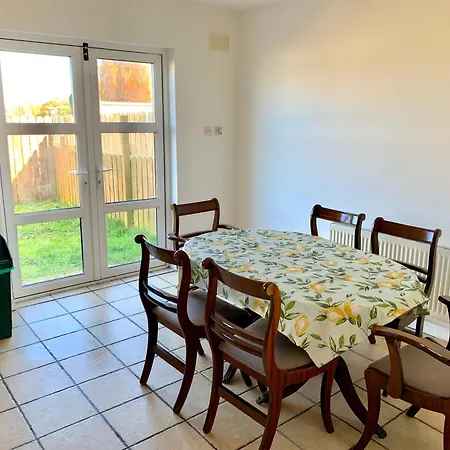 22 Marine View Holiday home *