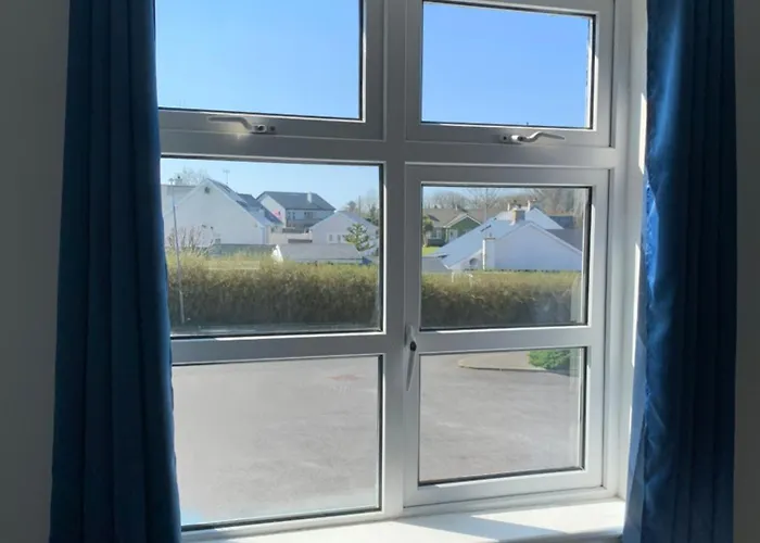 22 Marine View Holiday home *